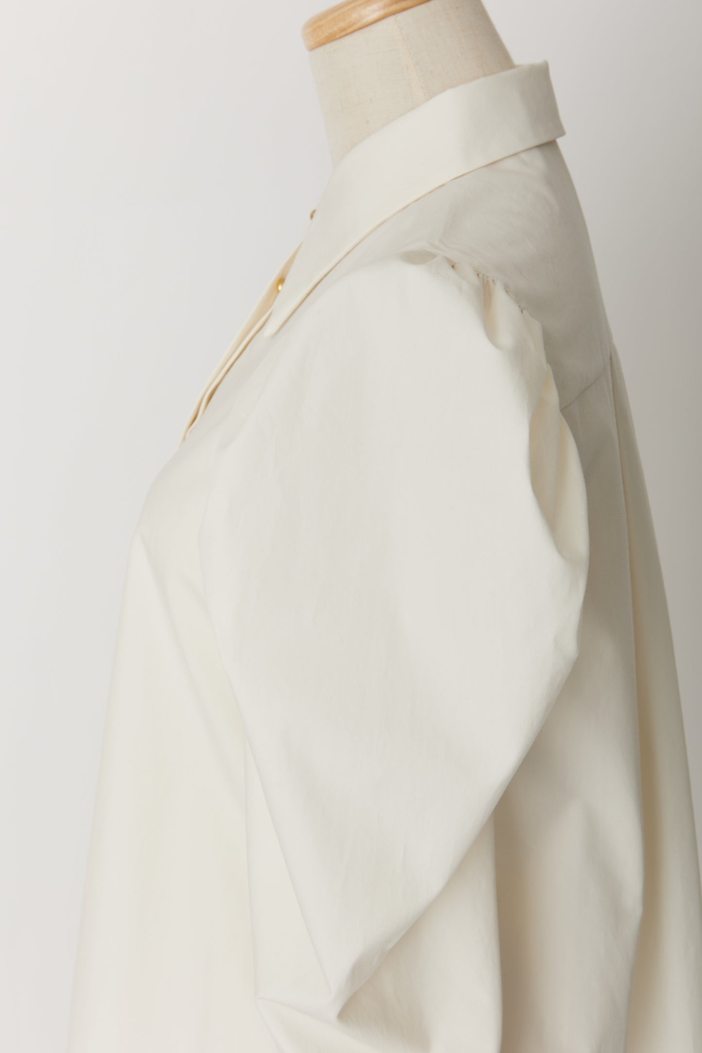 【jesh】Gather Blouse / White