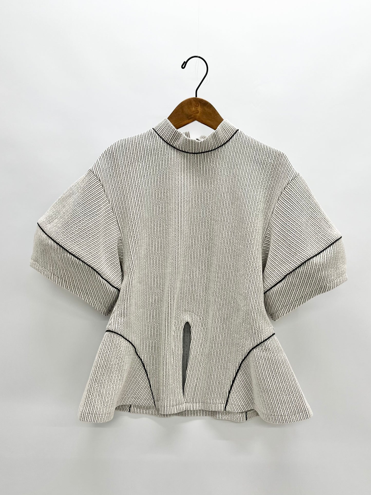 【jesh】Knit Pullover / Ecru