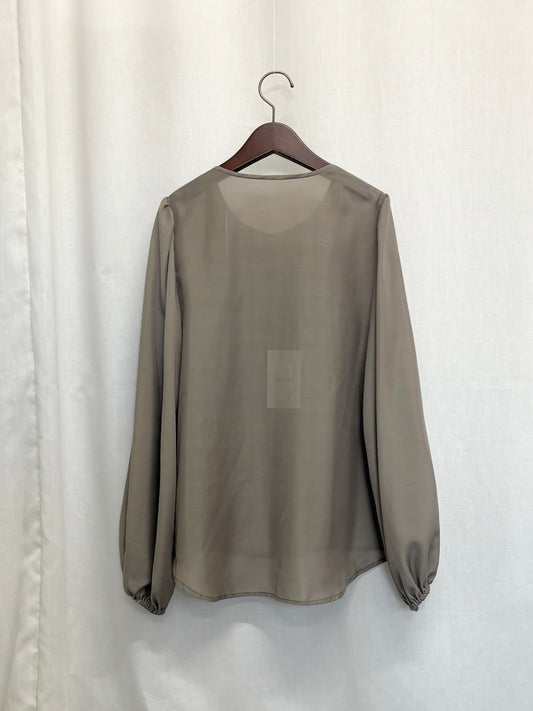 【SAMPLE】front tuck blouse / mocha