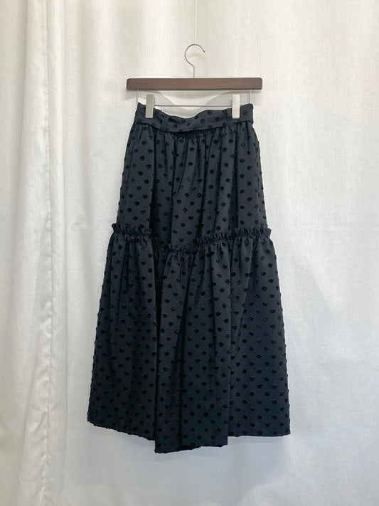 【SAMPLE】〈Fleur〉gather tiered skirt / black（ドット）