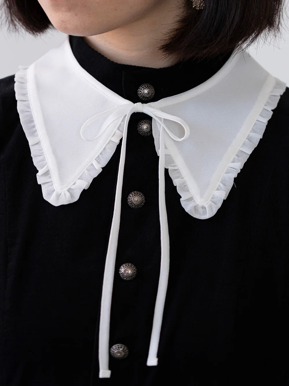 【SUBLIMATIO】BEIGE ATTACHED COLLAR